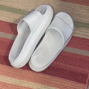 Billabong White/cream Slides
